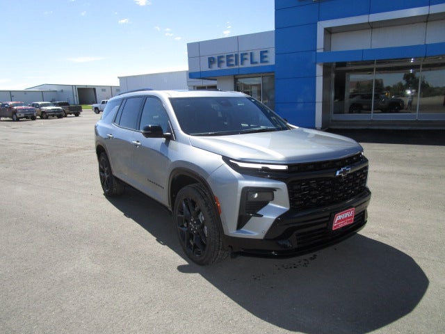 2025 Chevrolet Traverse RS in Sterling Gray Metallic — front three-quarter view